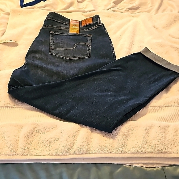 NWT Signature Levi Strauss Irregular Button/Zipper Pockets Mid Rise 37W/24 (2X) - Picture 1 of 10